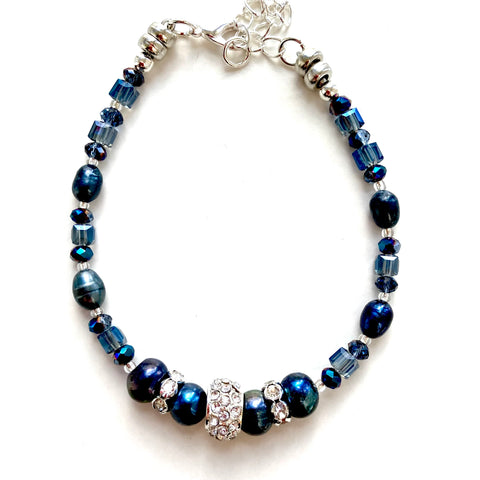 Navy Blue Freshwater Pearl Bracelet - 26109BR
