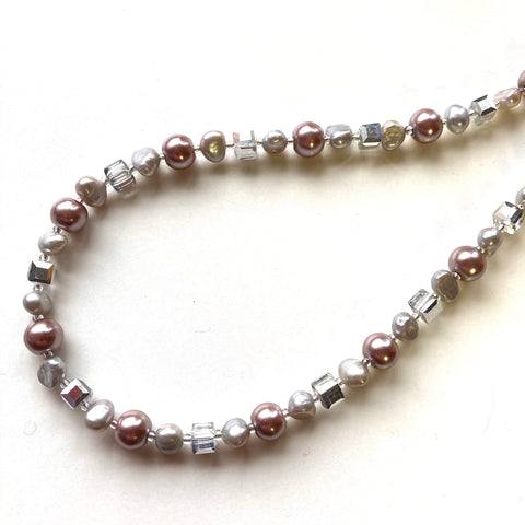 Freshwater Pearl Necklace -21118N